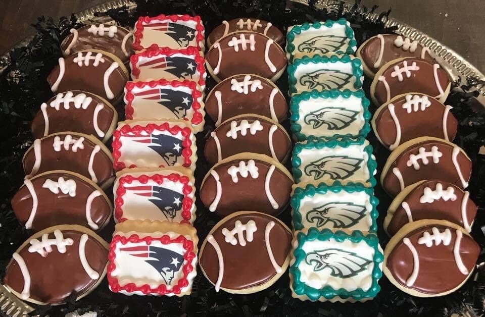 Superbowl Cookies ~ With this years teams ~ Make your party SWEETER with cookies