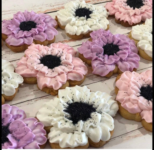 Beautiful Delicious Flower Cookies