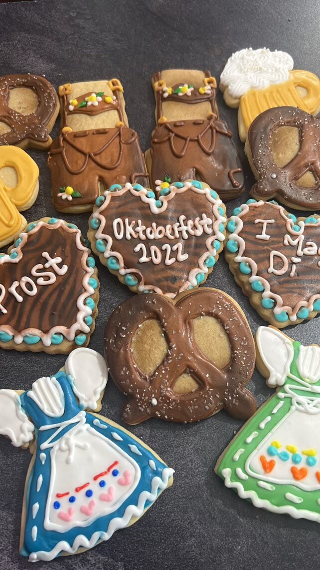 Oktoberfest sugar cookie favors